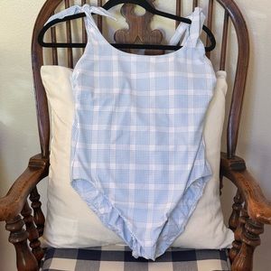 MINNOW swimsuit size medium with cute ties!NWOT ! One piece